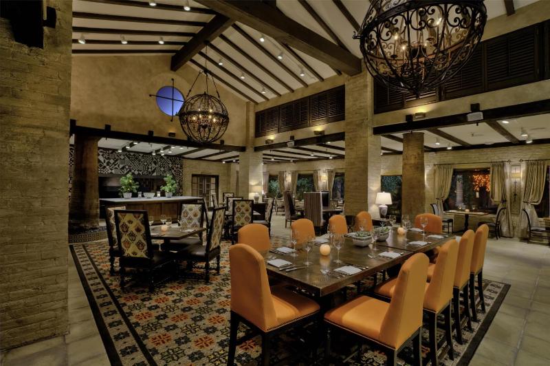 Royal Palms Resort And Spa - image 17