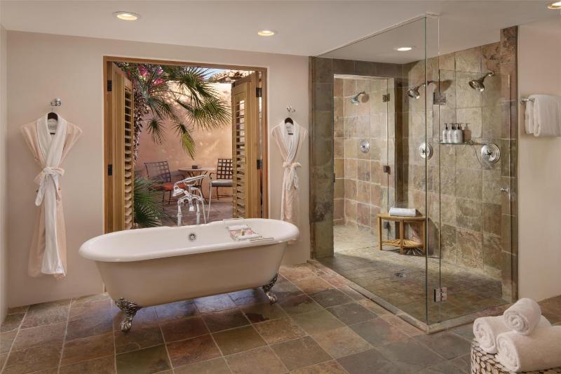 Royal Palms Resort And Spa - image 20