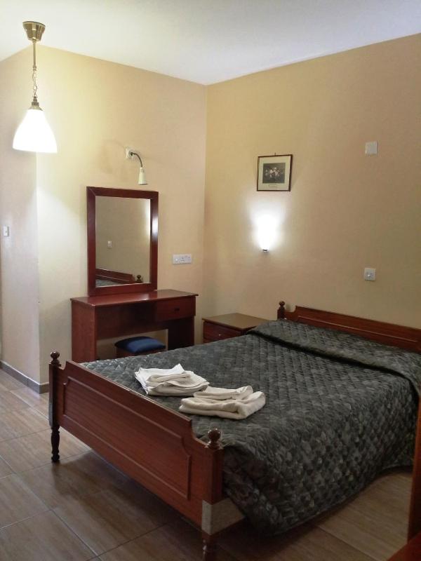 Double Room with Mountain View image 3