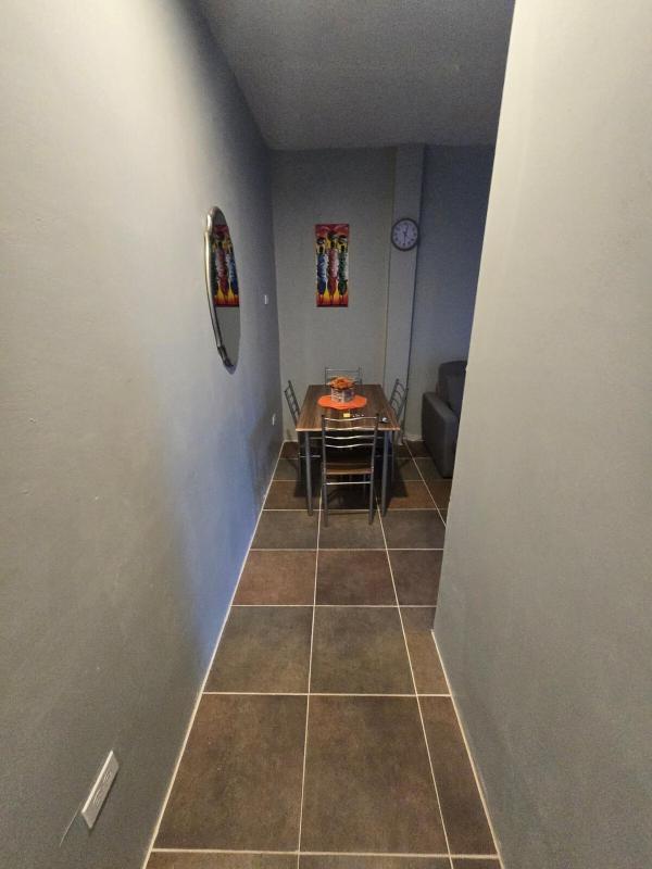 Home away from home - image 7