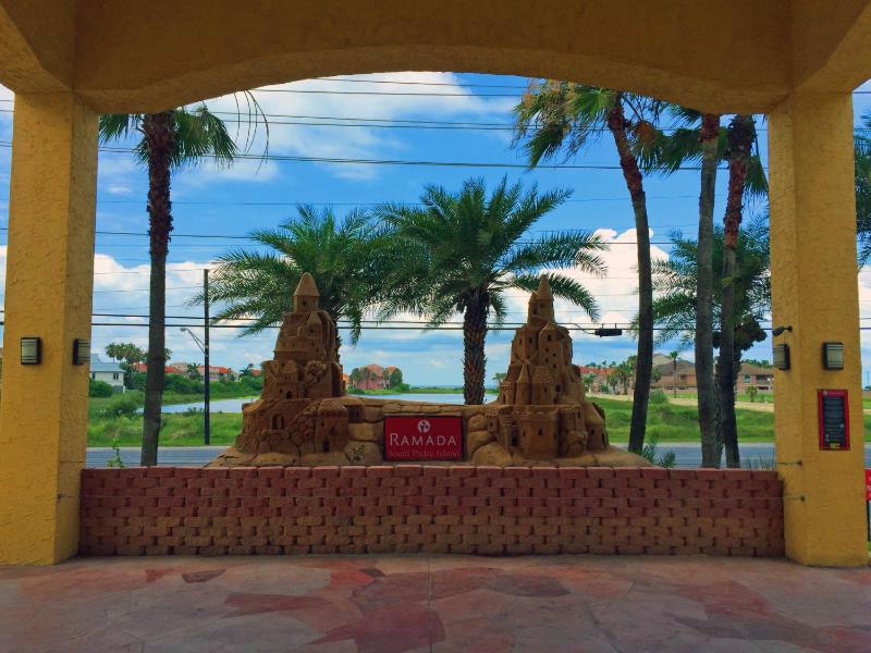 Ramada by Wyndham & Suites South Padre Island At the Beach - image 8