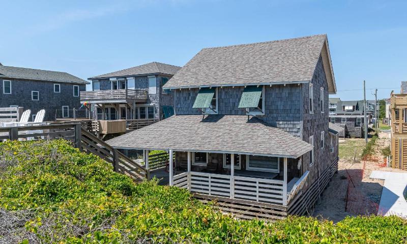 The Minor Manor - NH MP 11.5 Historic Oceanfront Dunetop Deck YR Flex Stays - image 2