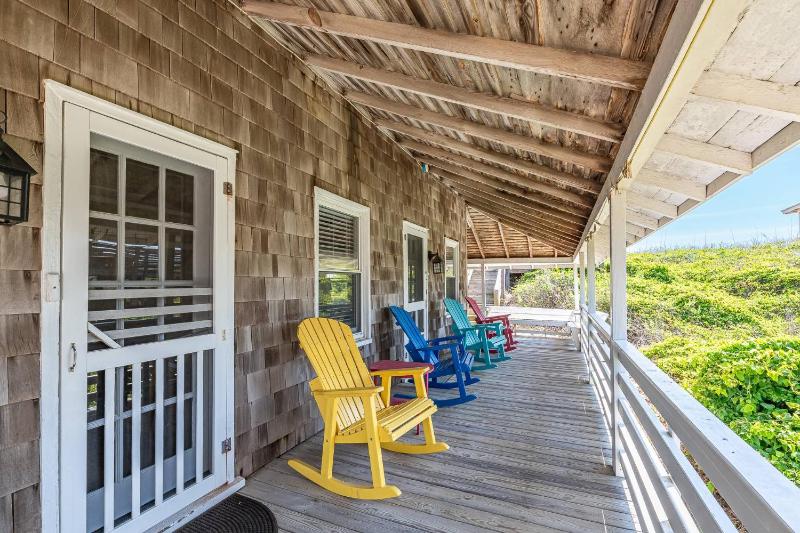 The Minor Manor - NH MP 11.5 Historic Oceanfront Dunetop Deck YR Flex Stays - image 32