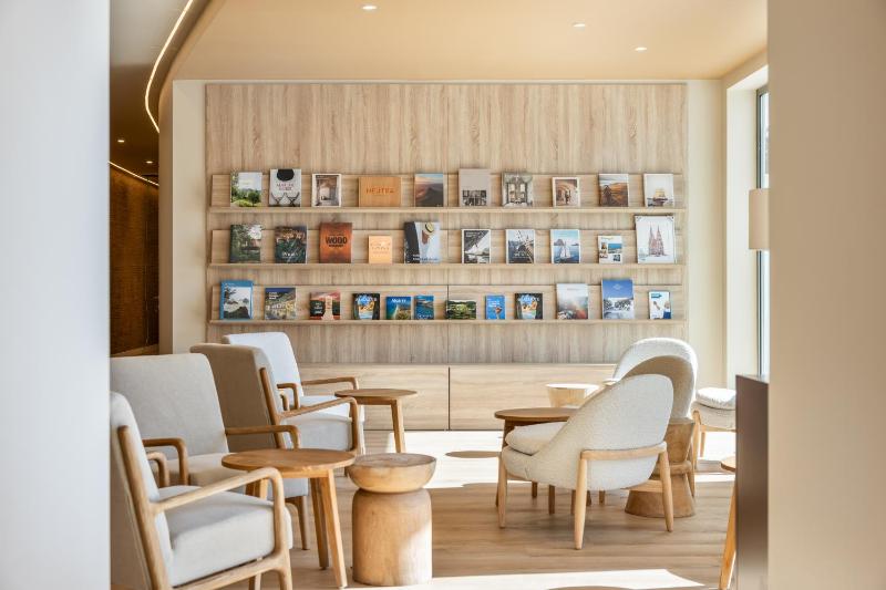 Castelo Suites Hotel - image 30