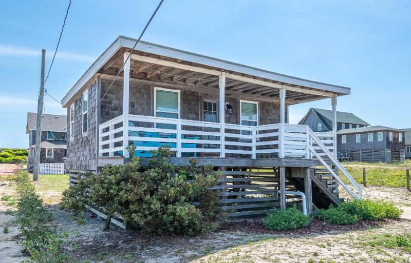 The Dune Bug - Nags Head MP 11.5 150 ft to the Beach Year Round Flex Stays - image 4