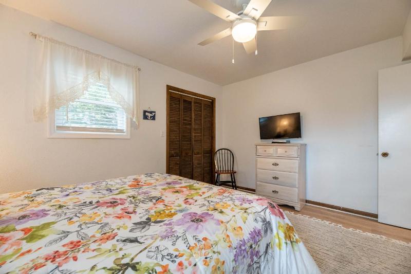 Sandpiper Trace - KDH MP 7.5 Oceanside 375 Yds to Beach Perfect for Families Pets OK Flex Stays - image 5
