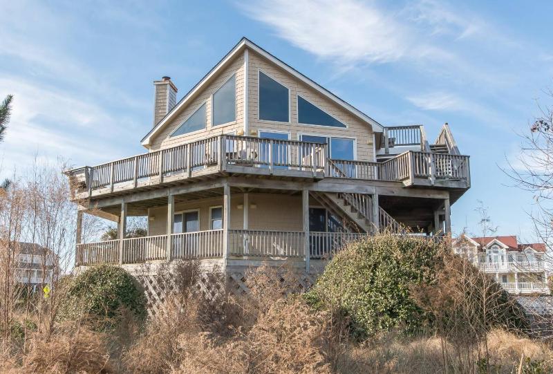 Beachcomber - Corolla Whalehead 250 Yds to Beach Ocean View Pool Hot Tub - image 6
