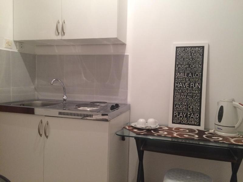 One-Bedroom Apartment image 2