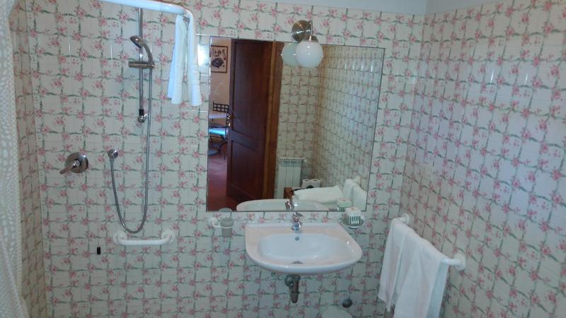 Double Room with Garden View image 4