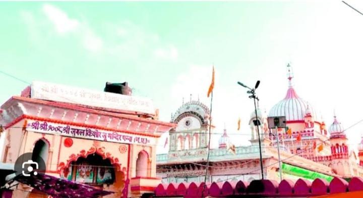 Hotel shree krishna - image 8