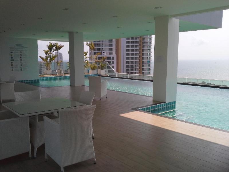 The View Cosy Beach Residence - image 13