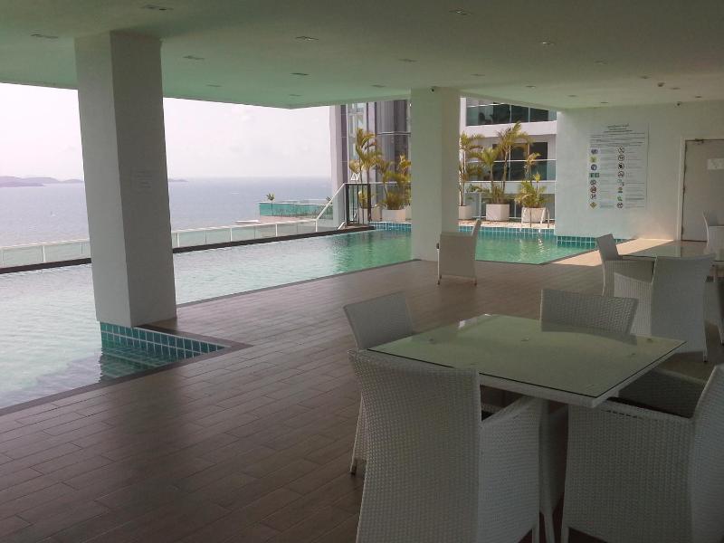 The View Cosy Beach Residence - image 15