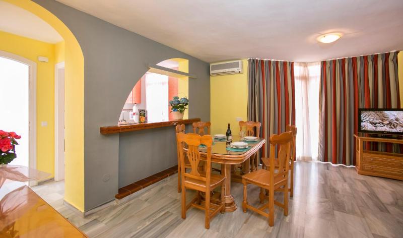 Ona Campanario - image 37