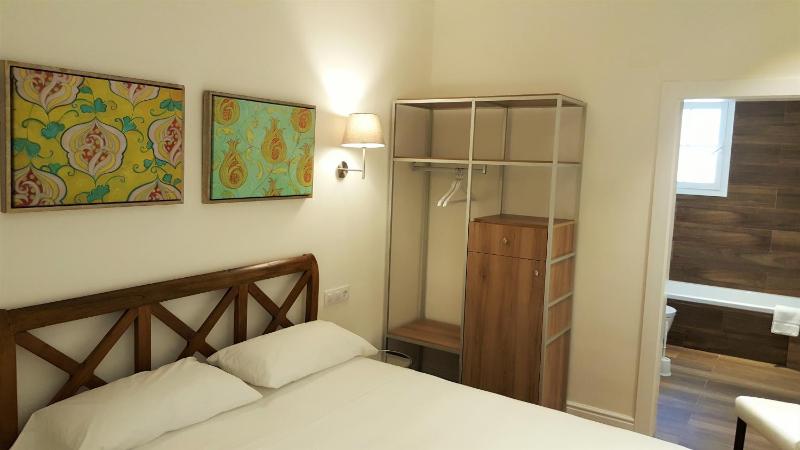  Standard Double or Twin Room image 4