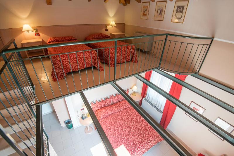 Family Room - Split Level image 2