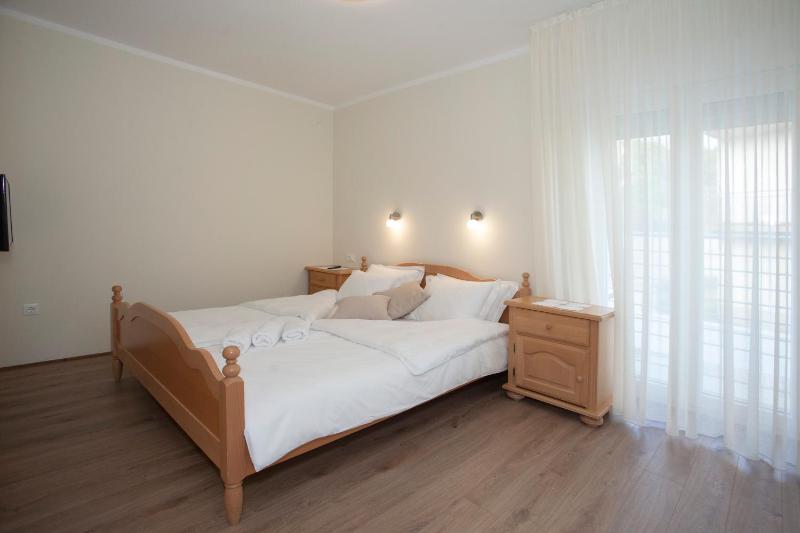 Villa Vinka - image 42