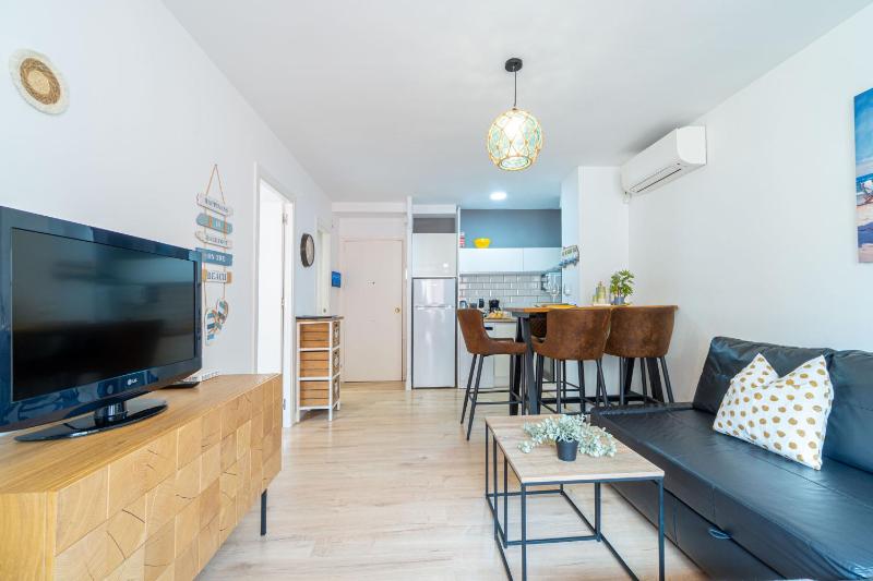 1002 Precioso apartamento a 250 m de la playa by homeselectspain - image 15