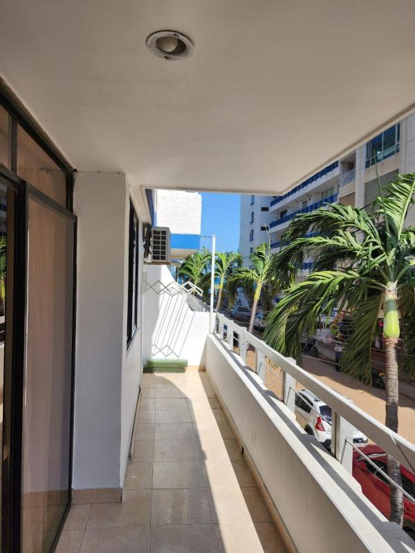 Apartamento Rodadero Sunset Edificio Palanoa Frente al mar - image 1