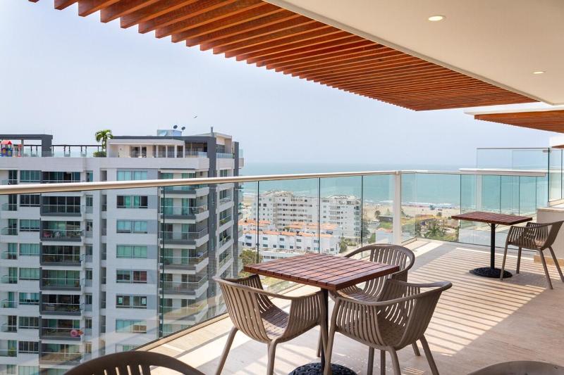 Modern Apartment Cielo Mar Terrace-Pool-Jacuzzi Close to the beach - image 11
