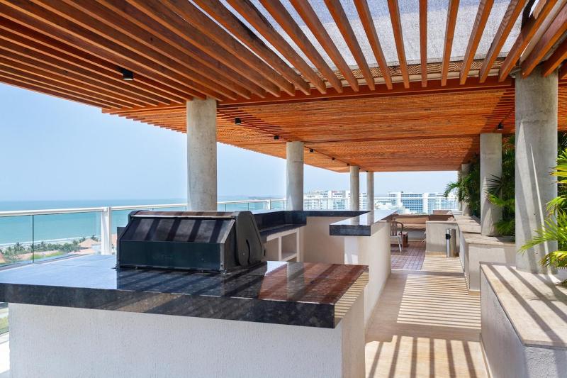 Modern Apartment Cielo Mar Terrace-Pool-Jacuzzi Close to the beach - image 13
