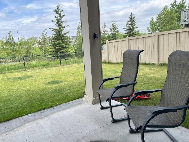 Tranquille pond facing suite - image 47