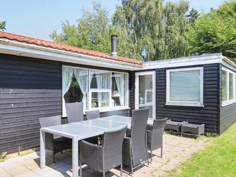 7 person holiday home in Hals - image 16