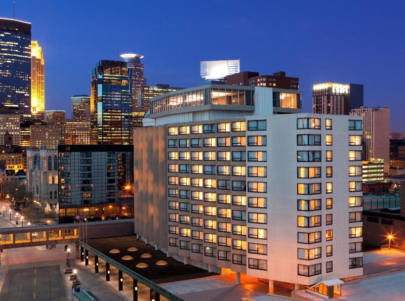 Sheraton Minneapolis Downtown Convention Center - image 2