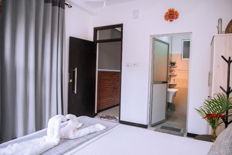 The Nest - Near Hiriketiya Beach - image 7