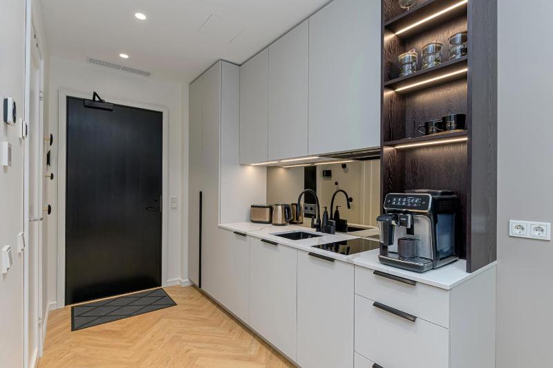 Stylish Volta Quarter Studios with AC - image 9