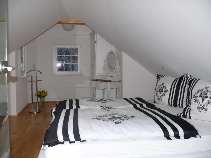 Superior Apartment image 2