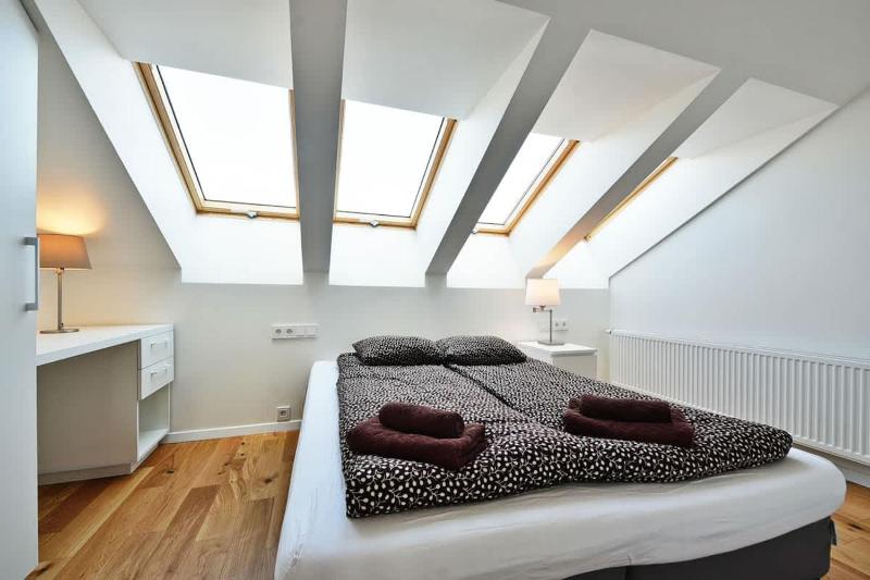 Domillion Penthouse 2bdr 2bath P364a - image 6