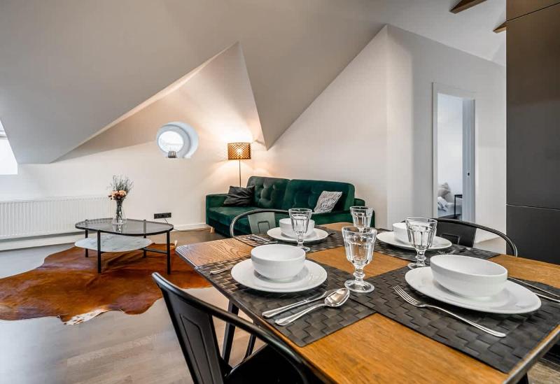 Domillion cozy 3bdr apt in oldtown P364b - image 15