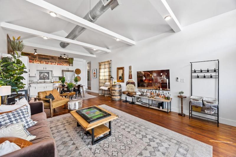 Classic Louisville Home with Contemporary Upgrades - image 13