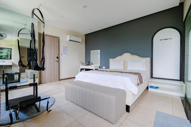 Tina 5 hotel - image 28