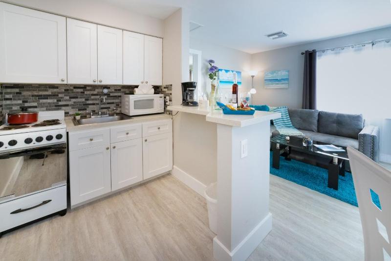 Sea Star Suites By The Sea - image 4