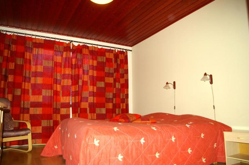 Twin Room image 2
