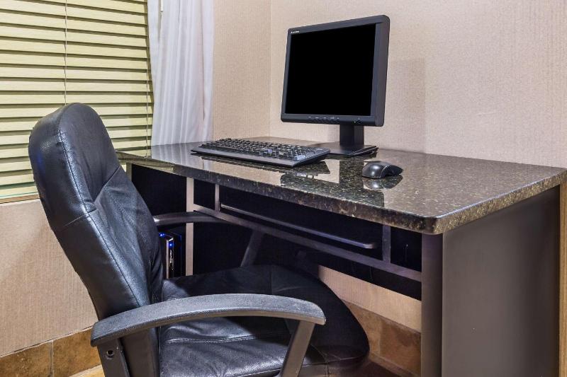 King Studio Suite - Non-Smoking image 3