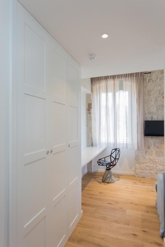 Superior Suite with Sea View image 4