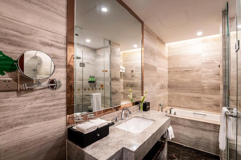 Jinling Grand Hotel - image 23