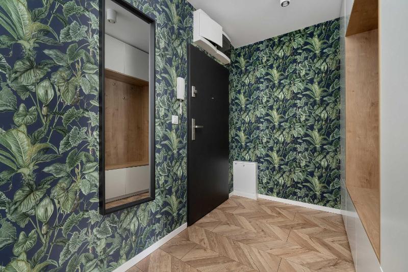 Tasteful Apartment Near Centennial Hall by Noclegi Renters - image 17