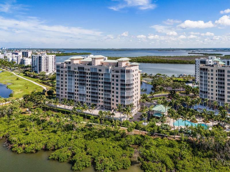Waterside #835- Bayscape Bliss 3BR 2BA Condo with Pool! condo - image 6