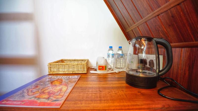 Jungle Crown Cabin - image 14