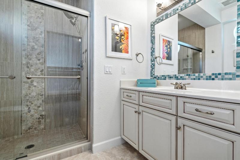 Portside Villas Unit 17 - image 6