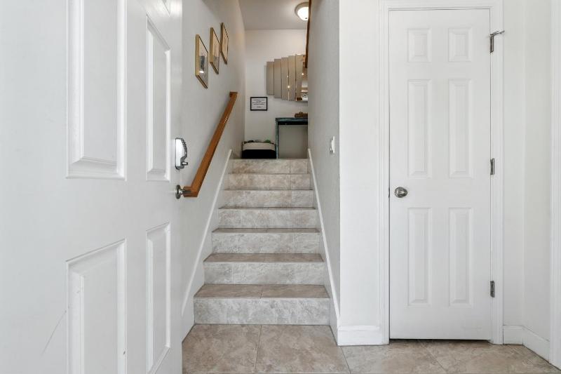 Portside Villas Unit 17 - image 21