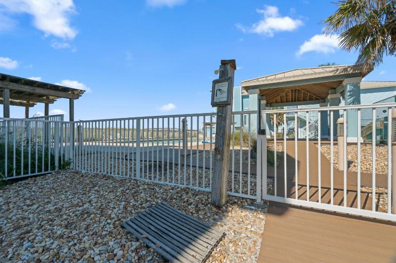 Portside Villas Unit 17 - image 5