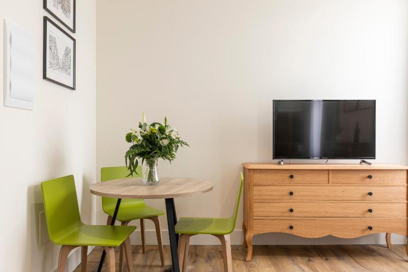 Apartamentos Blume Conde Aranda - image 5