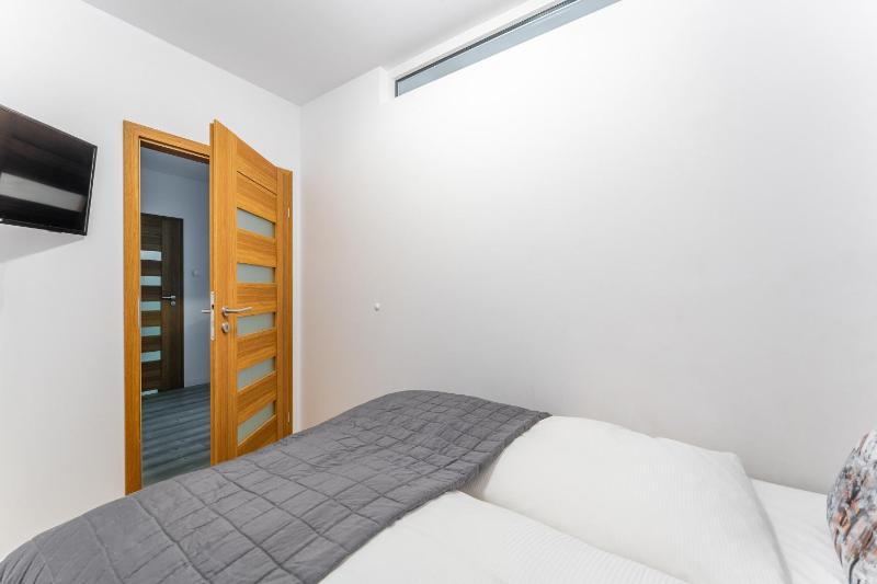 Apartamenty Nadmorskie Tarasy-Basen Fitness Bawialnia Parking w CENIE - Holiday City - image 3