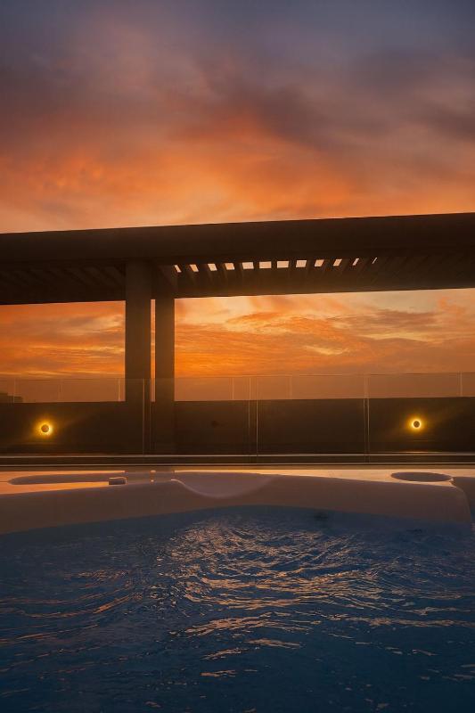 Distrito 90 luxury suites - image 9