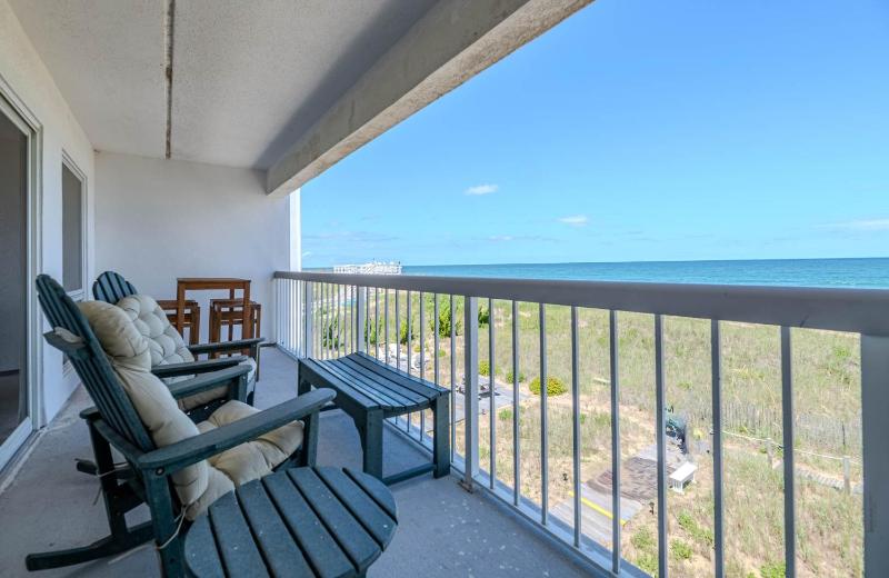 Downs by the Sea - Wellington by the Sea Condo Oceanfront Ocean View Saltwater Pool Elevator Flex Stays - image 35