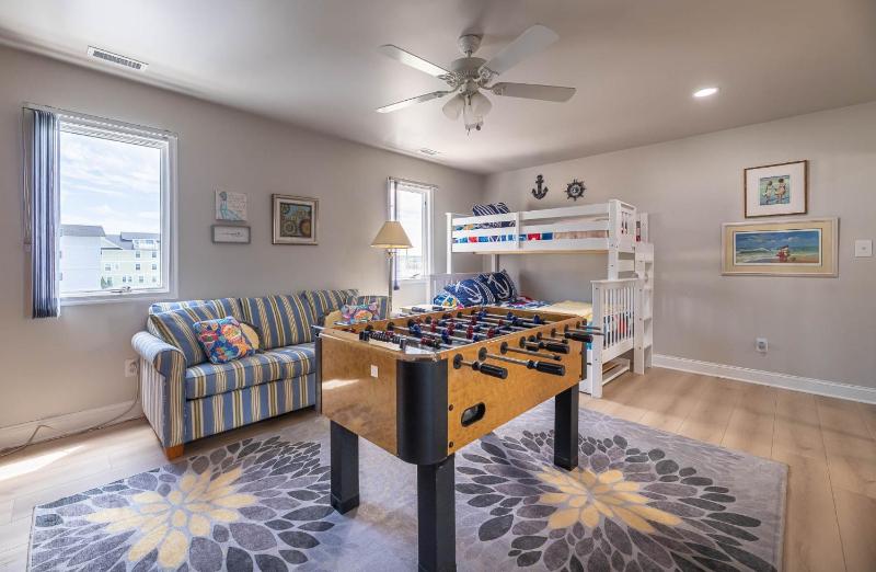 Downs by the Sea - Wellington by the Sea Condo Oceanfront Ocean View Saltwater Pool Elevator Flex Stays - image 49